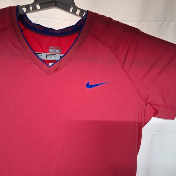 Nike Woman's V-Neck Shirt - Picture 2 of 8
